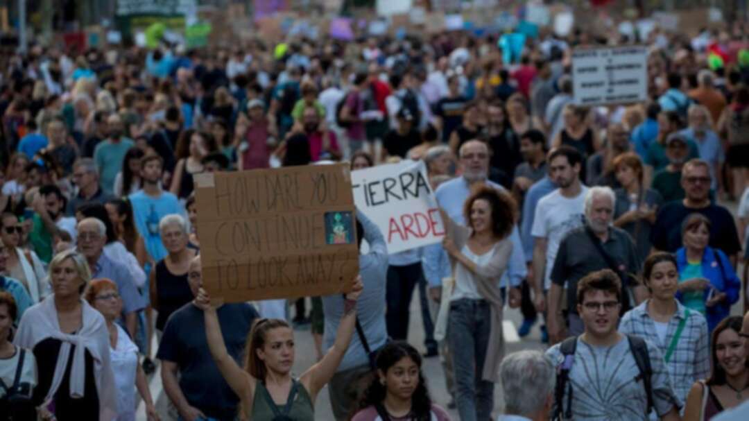 Hundreds of thousands join children’s climate strikes in Europe