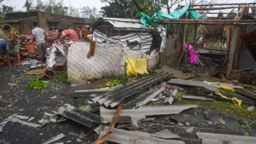 Six dead as Cyclone Bulbul smashes into India, Bangladesh coasts