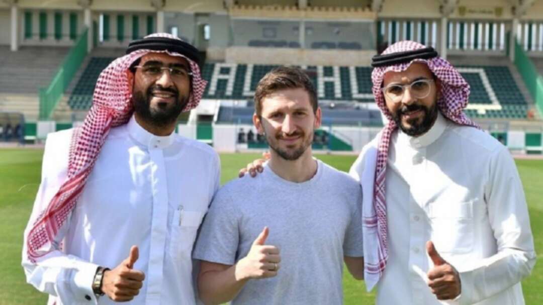 الأهلي السعودي يدعم صفوفه بالألماني ماركو مارين