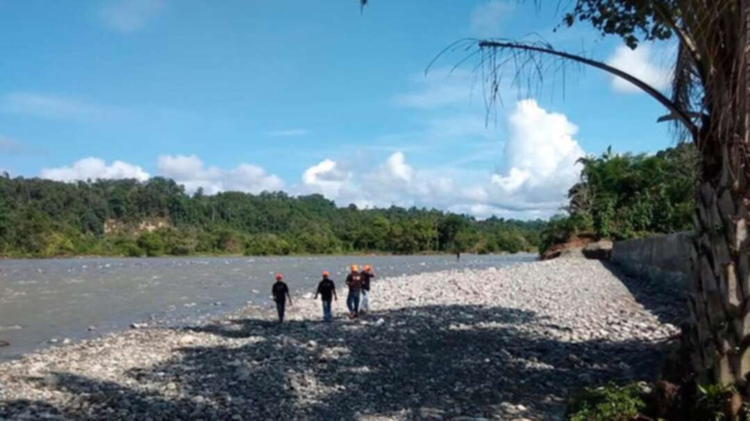 Seven killed, three missing in Indonesia bridge collapse