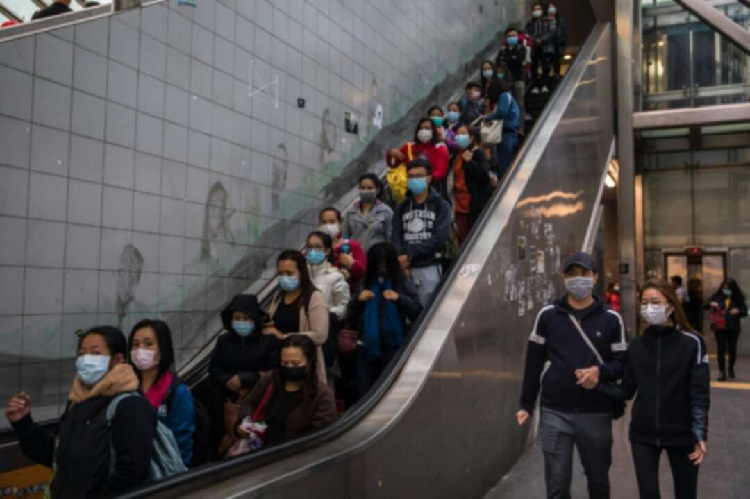 China virus deaths rise past 900, overtaking SARS toll