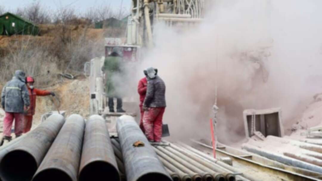 Ten survivors of Chinese gold mine explosion search for missing colleagues