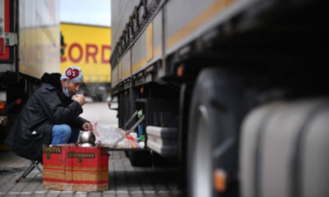 Brexit: British business leaders warn of 'substantial difficulties' at UK ports