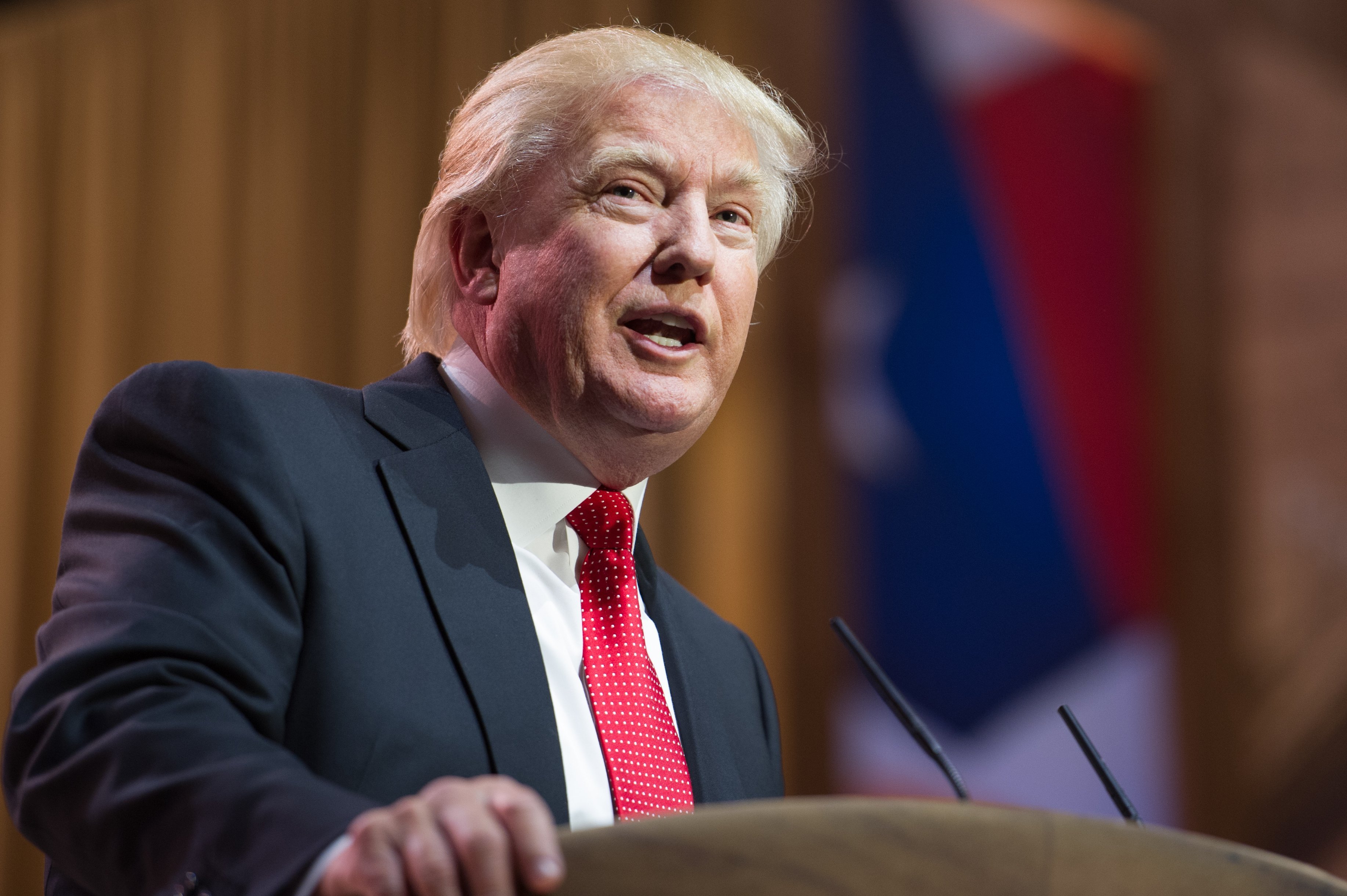 Trump Announces Ban on Entry of Citizens from 12 Countries, Including 4 Arab Countries