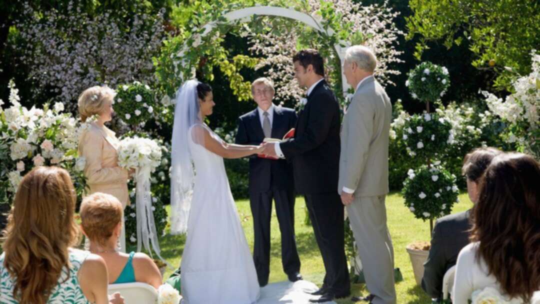 Covid-19: UK weddings to take place outdoors starting next month