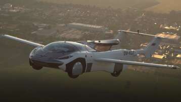 Flying car completes test flight between airports