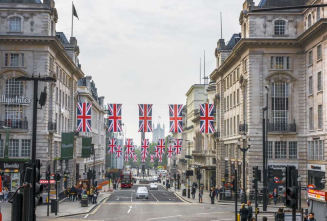 Britain's retail sales volumes fall by 2.5 percent in July despite COVID restrictions lift