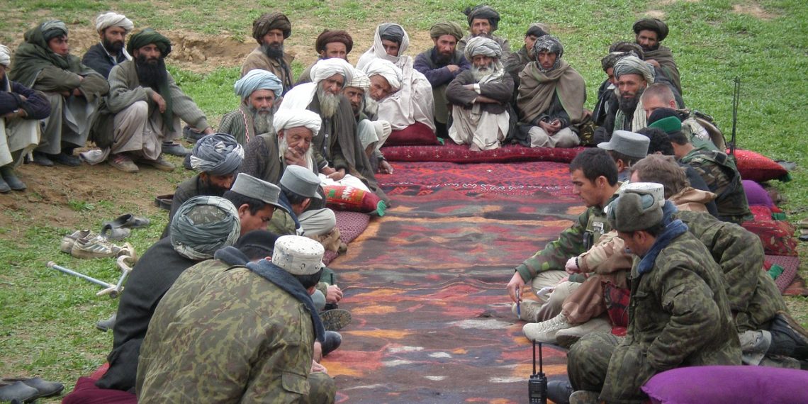 Afghanistan-Men-Meeting/Pixabay