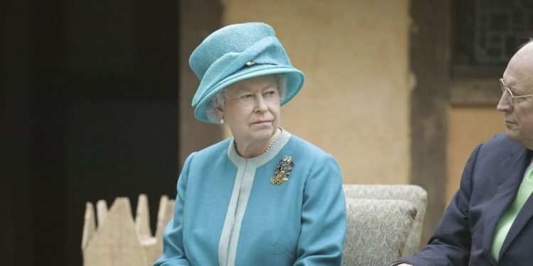 Queen Elizabeth-Queen of England-Royal Family/Shutterstock