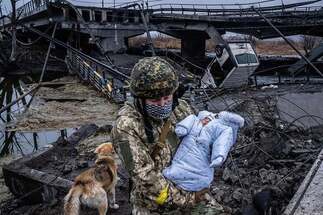 Eastern Ukrainian town of Volnovakha completely destroyed after Russia invasion