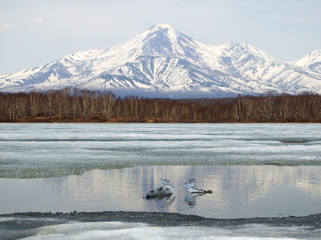 Death toll from volcano climbing in Russia's Kamchatka rises to 8