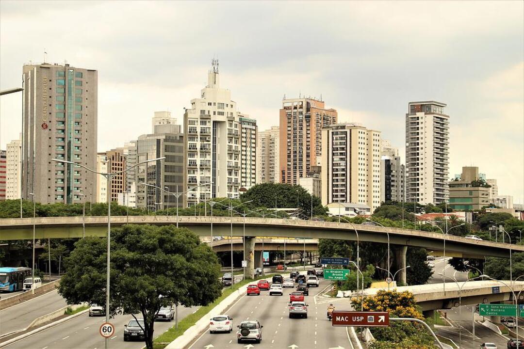 Brazil celebrates 200th anniversary of independence