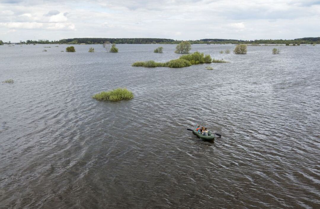 Flood saves village north of Kyiv from Russian invasion