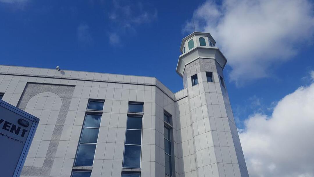 Attack on Muslims outside a mosque in East London condemned