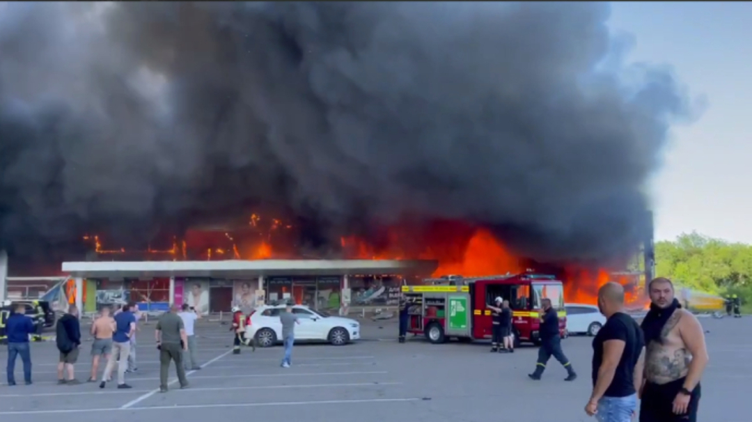 Death toll climbs to 18 in attack on Ukrainian shopping centre