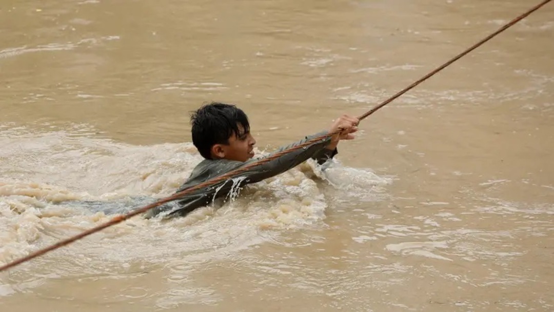 UN: Millions of children, women at risk after cataclysmic floods in Pakistan