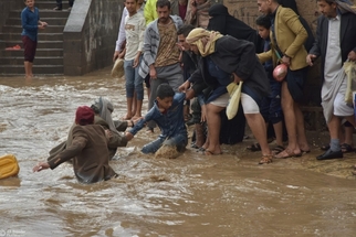 اليمن.. مقتل 14 بينهم 4 أطفال جراء السيول