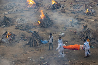 Reuters wins Pulitzer for intimate and devastating images of India's Covid pandemic