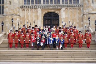 Queen Elizabeth will not attend Easter Sunday church service due to mobility issues