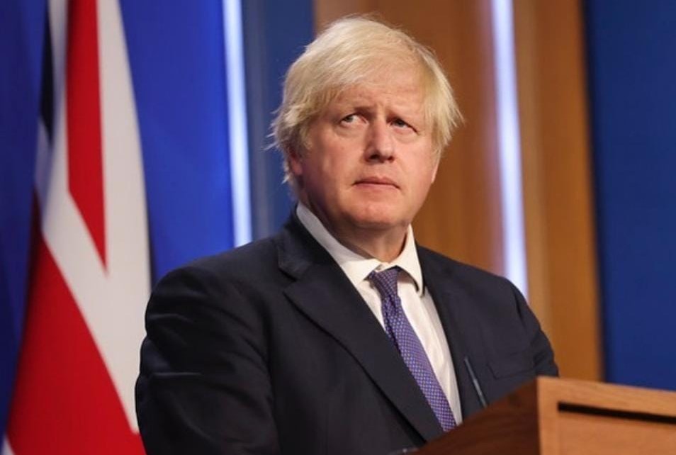 جونسون: تهاون الغرب في أزمات سابقة سهّل غزو روسيا لأوكرانيا