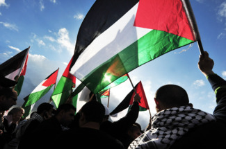  التحولات التاريخية في دعم فلسطين: اعتراف دولي متزايد وسط تصعيد إسرائيلي